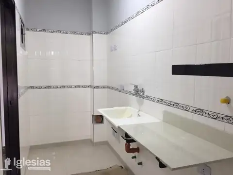 Casa 3 ambientes con 1 baño