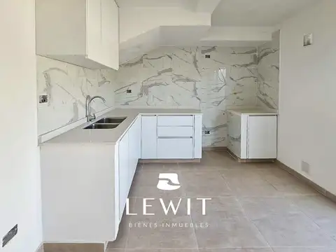 Depto Tipo Casa en Venta de 2 dormitorios