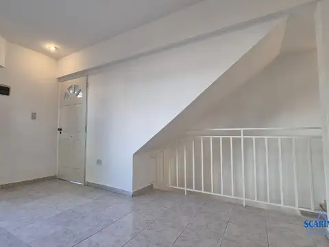 Depto Tipo Casa en Venta de 2 ambientes