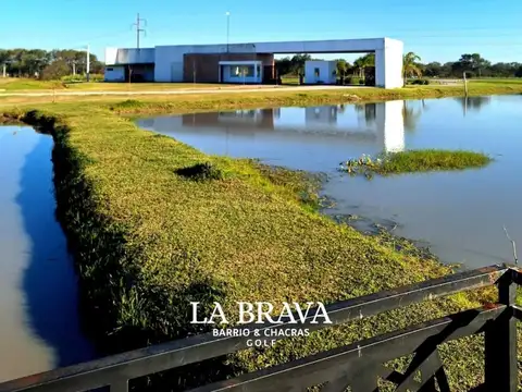 Terreno en Venta 30  mts Fondo