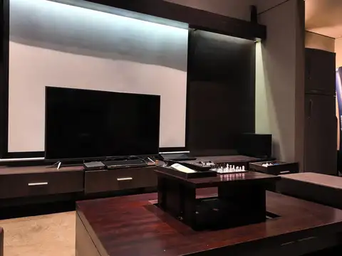 Casa 4 ambientes con 5 baños