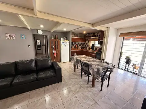 Casa en Barrio Privado Casuarinas Tres Dormitorios con Pileta