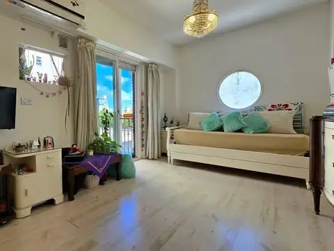 Departamento en Venta con 2 cochera