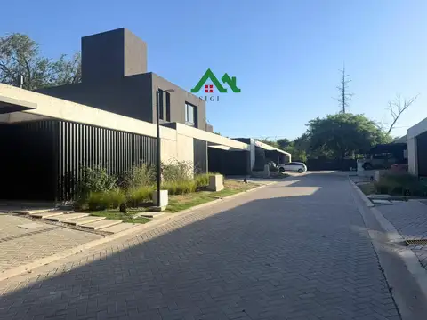 Casa en venta en Patagonia Home – 3 dormitorios, cochera doble y diseño moderno