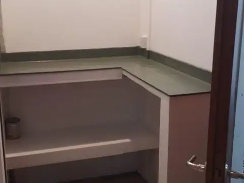 Avenida Arquitecto Jorge Bunge 700