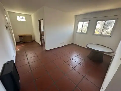 José Hernández 4100