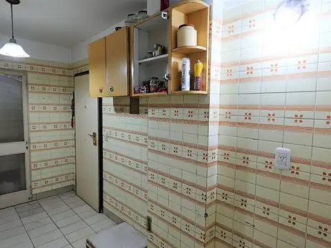 Departamento 4 ambientes con 2 baños