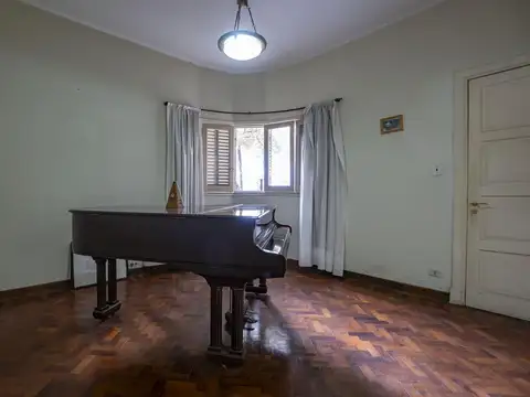 VENTA CASA CON PARQUE, PILETA, QUINCHO, Lanús Oeste