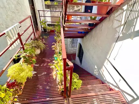 Depto Tipo Casa en Venta de 1 dormitorio