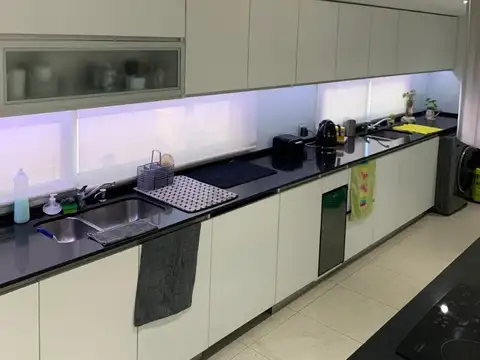 Departamento en Venta en General San Martin, USD 240.000