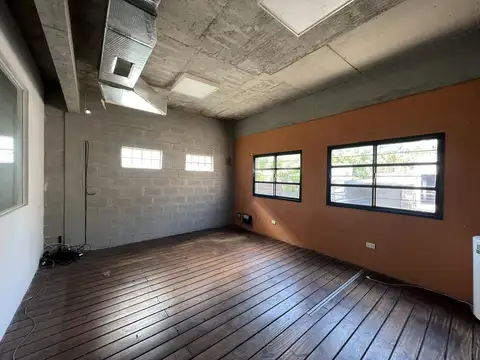 Local en Venta en Castelar Norte, USD 299.000