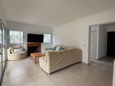 Casa en Venta en Sausalito, USD 215.000