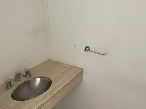 Departamento 6 ambientes con 2 baños