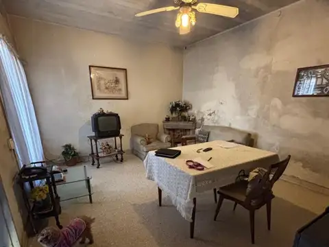 Depto Tipo Casa en Venta en Floresta Sur, USD 64.000