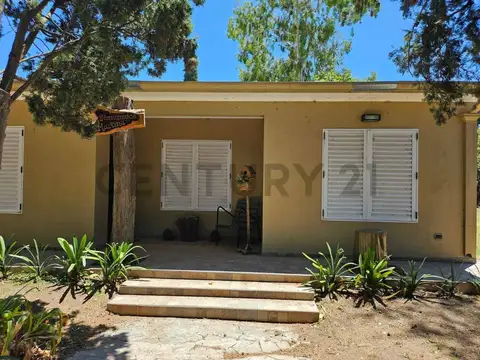 Venta Casa Quinta 3 Dormitorio El Pato Berazategui Pileta acepta permuta