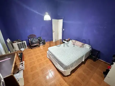 Blas Parera 2000, Piso 0