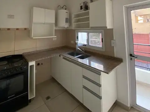 VENTA DEPARTAMENTO, 3 AMBIENTES, PILAR CENTRO