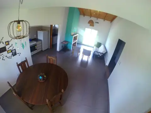 Casa 5 ambientes con 1 baño