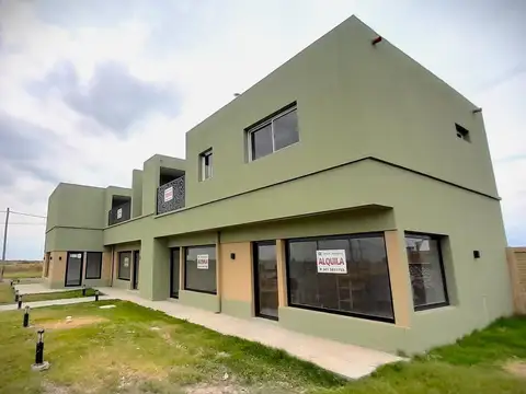 Av. de la Alegria  esq. San Sebastian