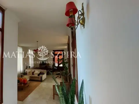 Casa en Venta en Barrio Parque Leloir, USD 458.800