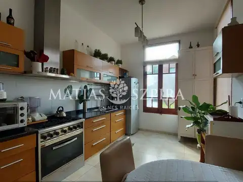 Casa de campo 4 ambientes en Altos del sol