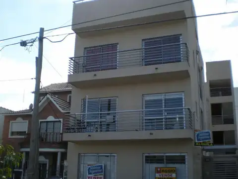 BERON DE ASTRADA 2682, RAMOS , Ramos Mejia, Buenos Aires, Argentina.