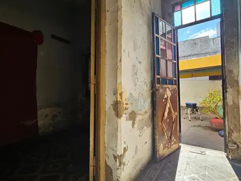 Venta Lote con Unidades en Block + Local y Cochera