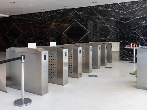 Av. Libertador 6300, Piso 1,2,3,4