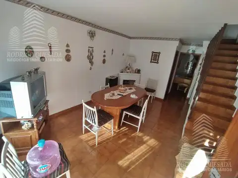 Depto Tipo Casa en Venta de 4 dormitorios