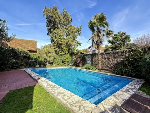 Casa en Venta en La Lucila, USD 980.000