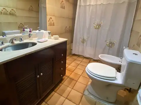 Casa en Venta en Banfield, USD 380.000