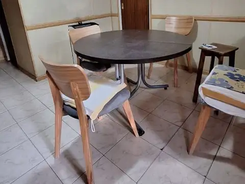 Casa 4 ambientes con 3 baños