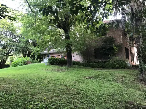 VICENTE LOPEZ Y PLANES al 1300 Vegetacion, a 3 cuadras de Lib y a 2 del rio!!!!!!!!! esclusivo