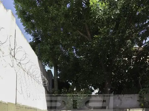 Cochera cubierta en venta San Fernando