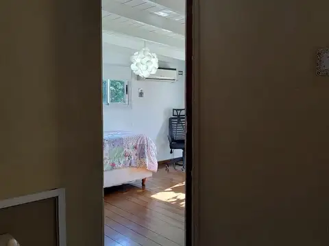 Casa en Venta en Barrio Parque Leloir, USD 300.000