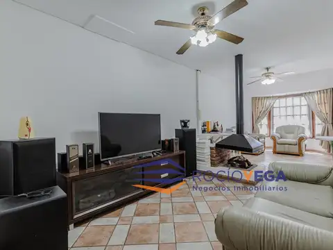 Casa en Venta en Haedo Sur, USD 215.000