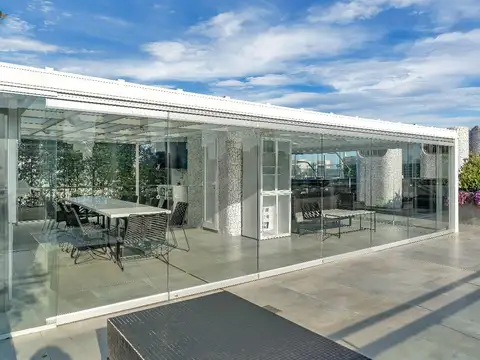 Departamento en Venta con 3 cocheras