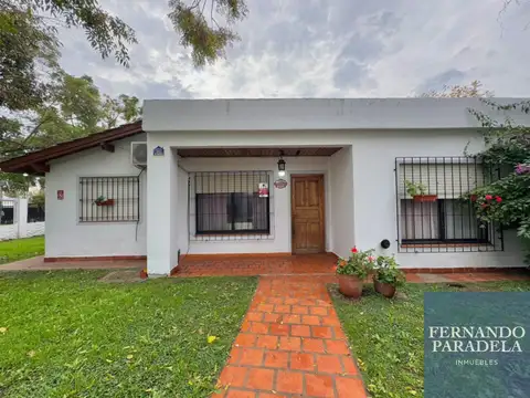 Casa en venta de 3 dormitorios c/ cochera en Villa Gobernador Udaondo