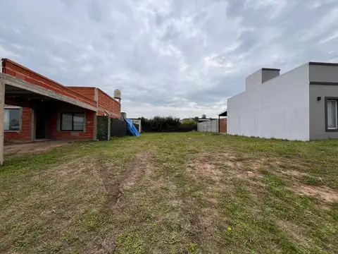 Venta lote Lomada de Capilla, sin expensas.