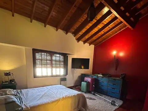 Depto Tipo Casa en Venta en Liniers, USD 135.000