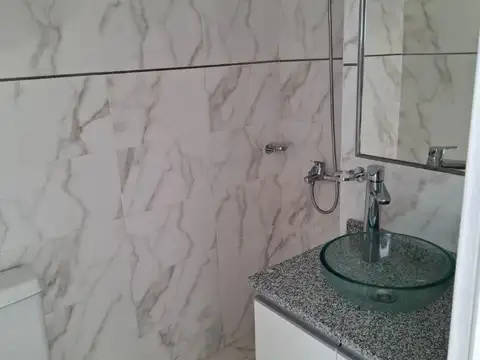 DTO. 2 AMB. LATERAL 45 M2. LA PERLA