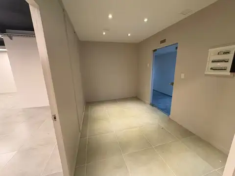 Oficina en Alquiler 56 años