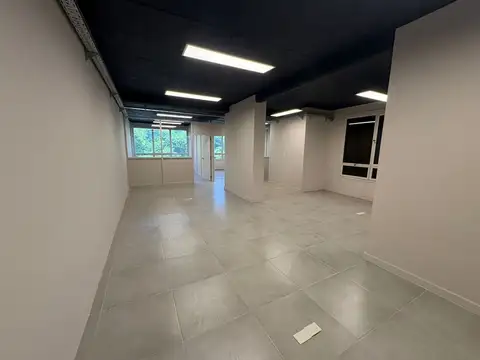 Avenida Paseo Colón 200