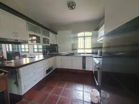 Pasaje Andres Oliva 3400