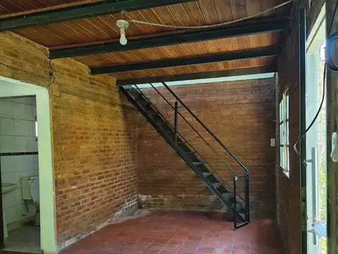 Casa en Alquiler con 1 cochera