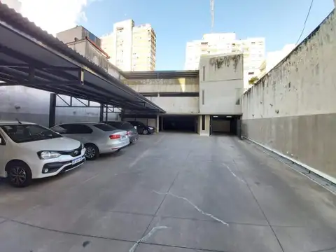 Cochera en venta • Semicubierta • Paraguay 1761 • Rosario