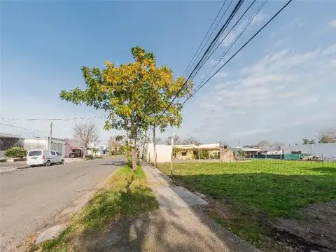 Gran Ubicación, 952 M² Juntos o Separados