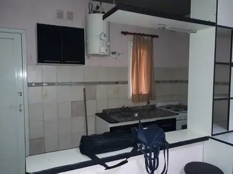 Departamento de dos dormitorios a la venta en Villa Carlos Paz, pleno centro. (D5)