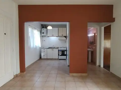 Depto Tipo Casa en Venta en Haedo, USD 58.000