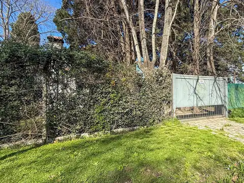 Casa en Venta en Villa Elisa, USD 300.000